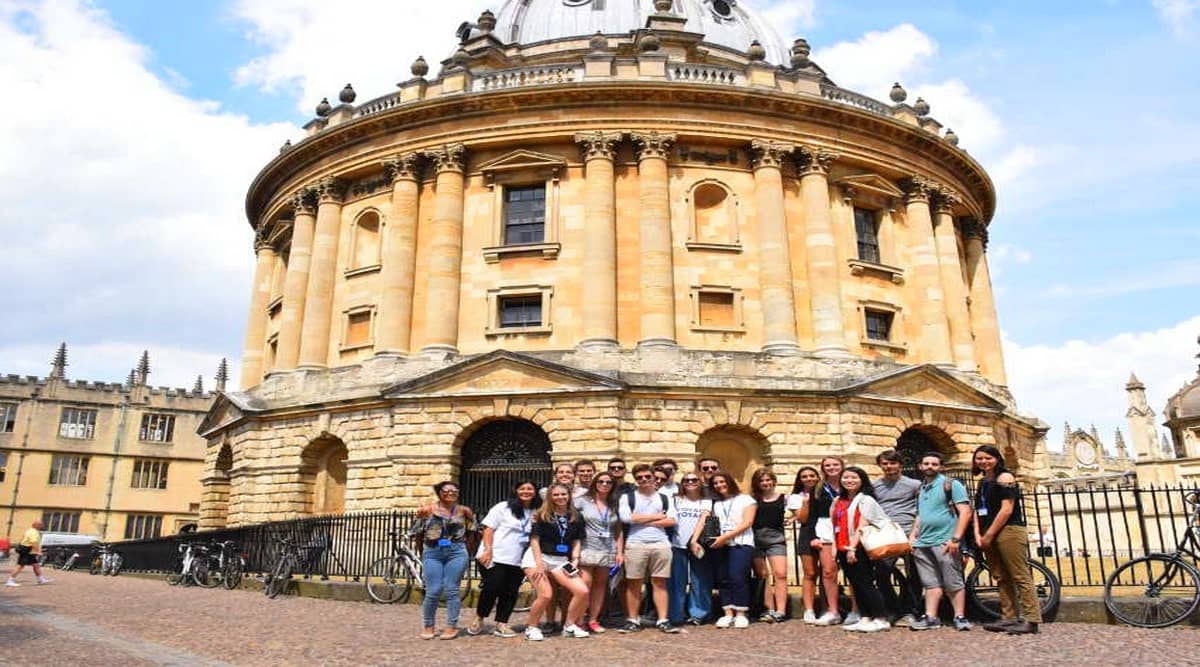 JUNIOR RESIDENCE OU FAMILLE - OXFORD