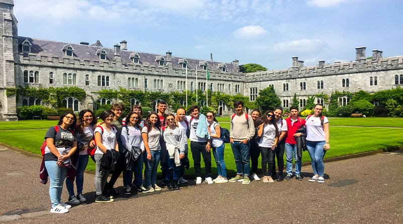 JUNIOR EN COLLEGE - CORK