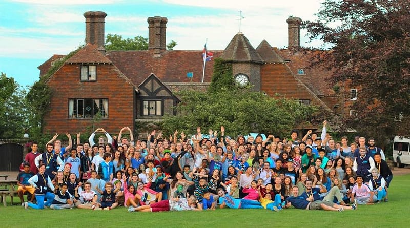 JUNIOR EN COLLEGE - BUCKSWOOD