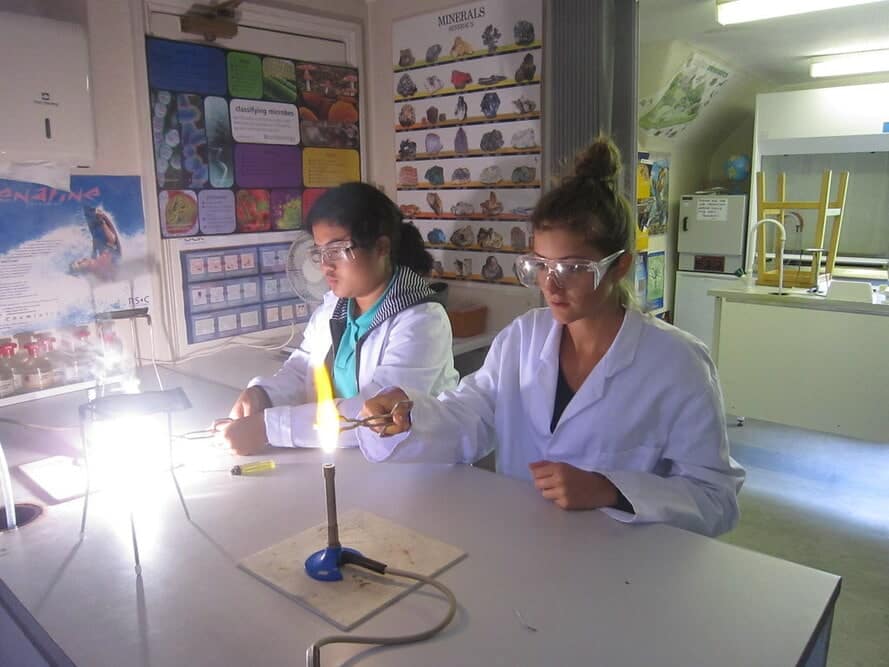 JUNIOR ACADEMIC PLUS - SCIENCES CAMBRIDGE